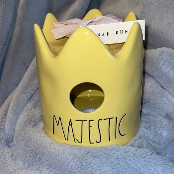 COPY - Rae Dunn “Majestic” Crown Birdhouse - So Cool!! - Picture 1 of 7